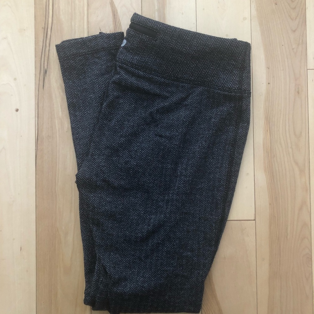 Grey and Black Houndstooth Fleece Leggings